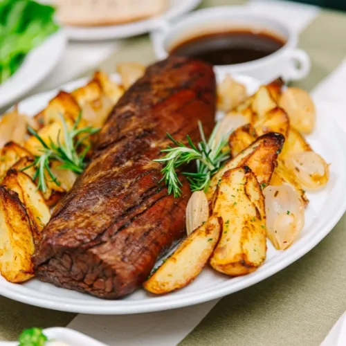 Roast beef and potatoes